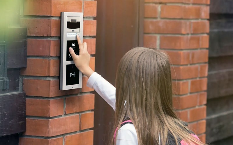 Installazione vendita e assistenza impianti videocitofoni IP Lugano